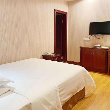 Vienna Hotel In Pinghu Square Thẩm Quyến Ngoại thất bức ảnh
